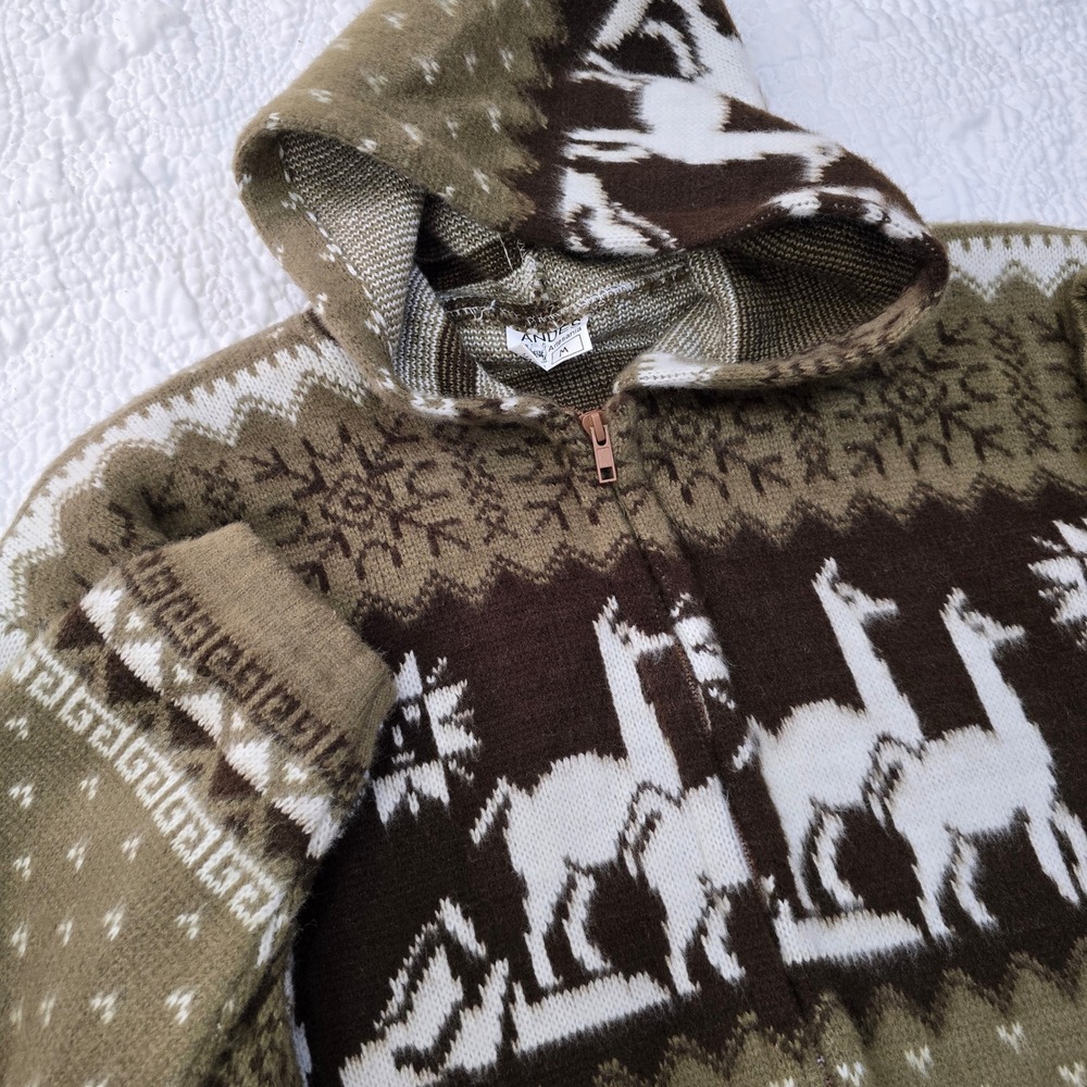Andes Artesania Alpaca Wool Blend Hooded Llama Fair Isle Knit Sweater